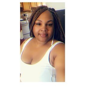 Meet your Posher, Isabel